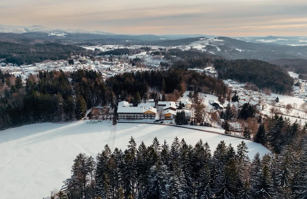 Landhotel Tannenhof-1